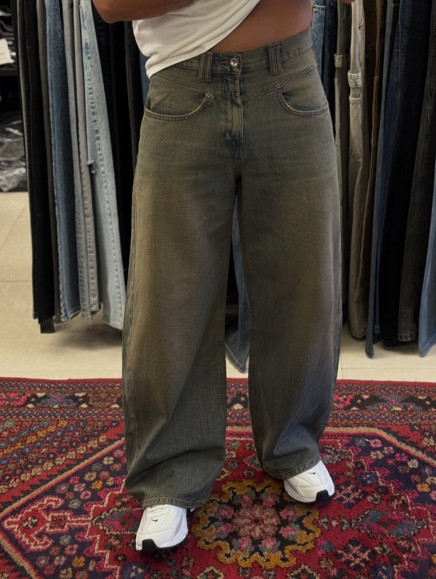 فول بگ اورجینال ZARA — تی‌شرت — یوفو استایل — رنگ مشکی — تصویر 2