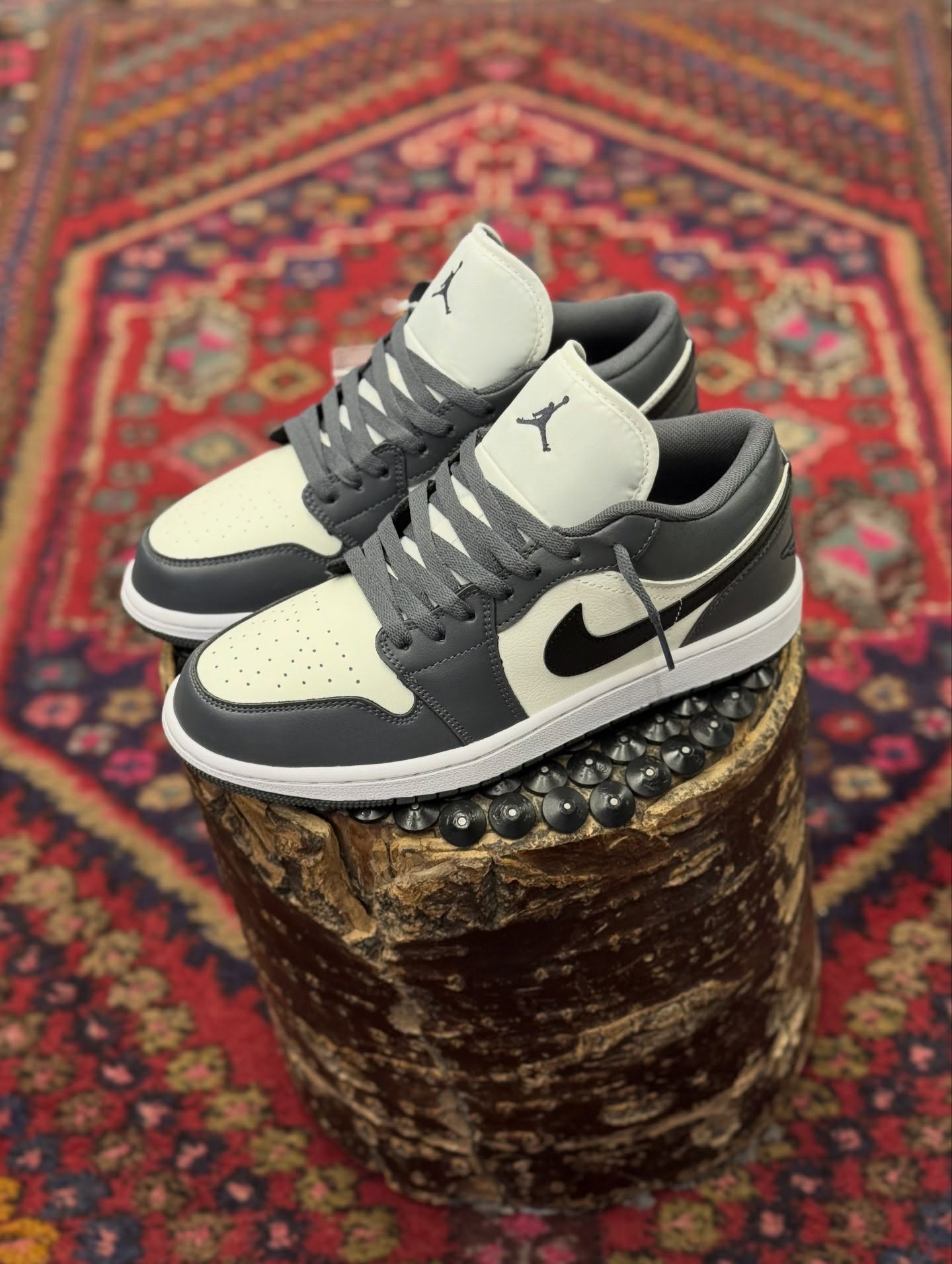 Aj 1 low — تی‌شرت — یوفو استایل — رنگ مشکی — تصویر 2